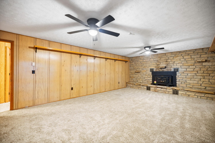 Listing Image 37