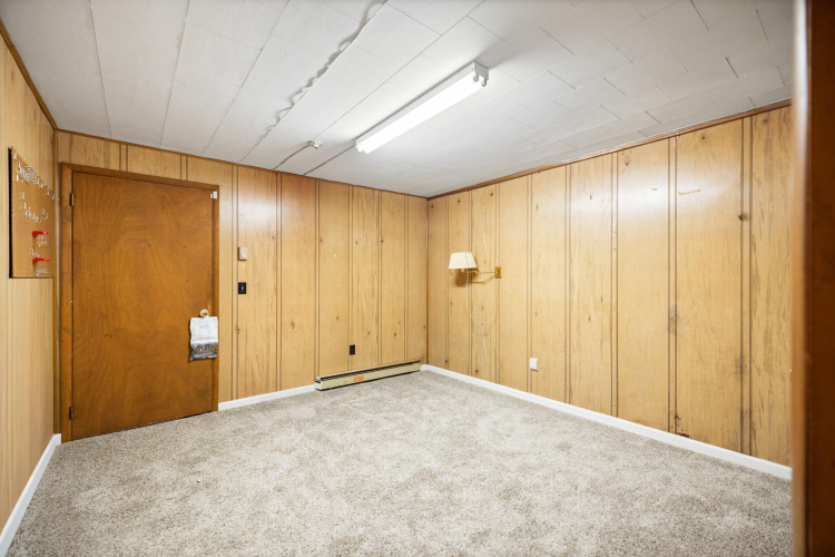 Listing Image 40