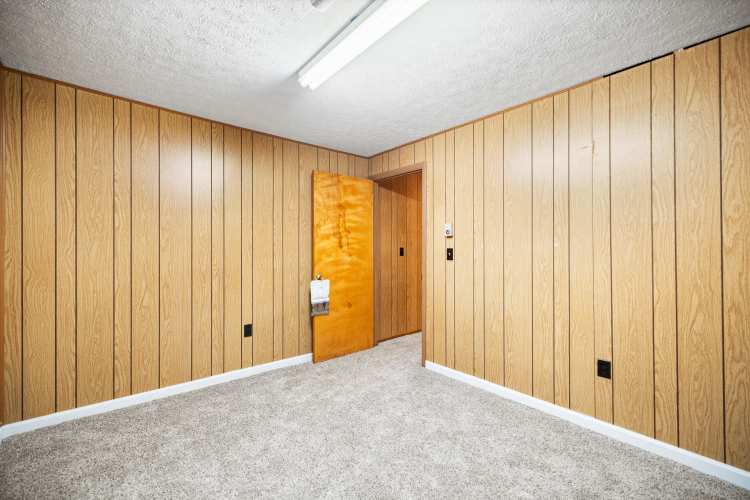 Listing Image 41