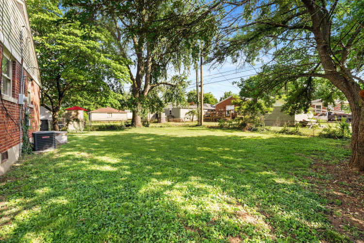 Listing Image 18