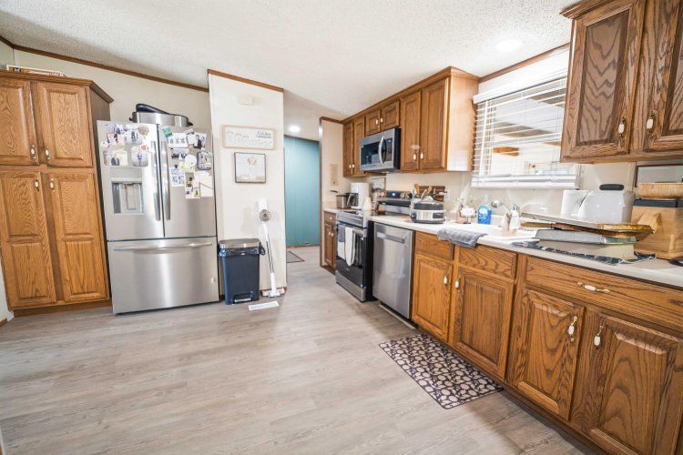 Listing Image 15