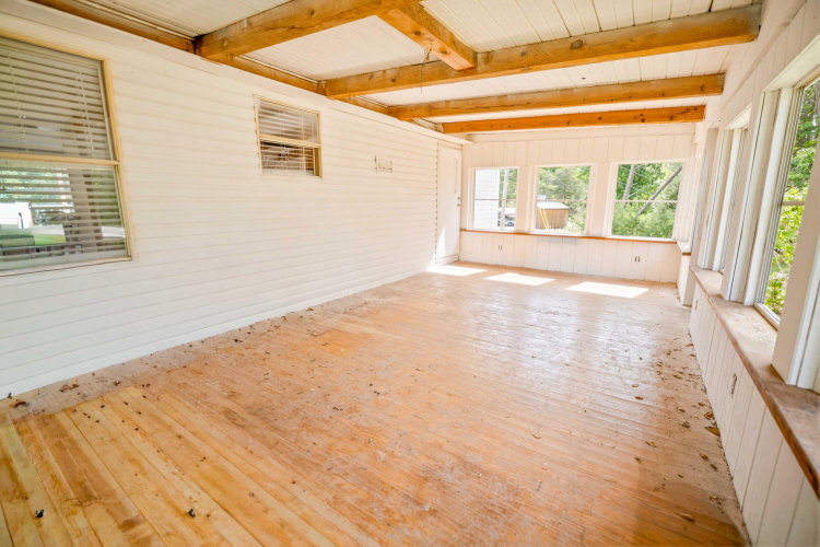 Listing Image 32