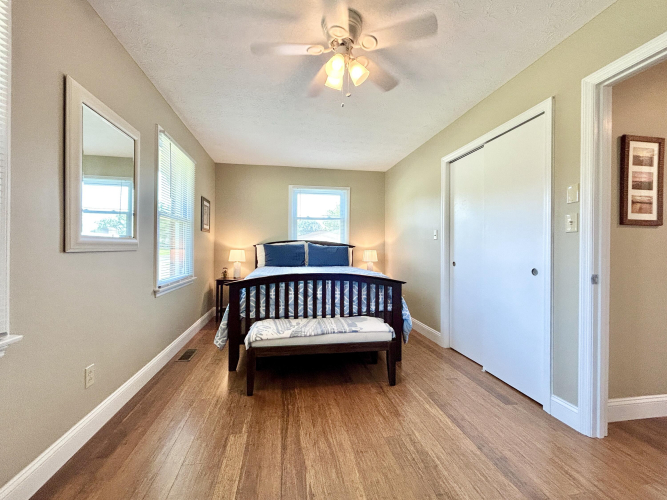 Listing Image 54