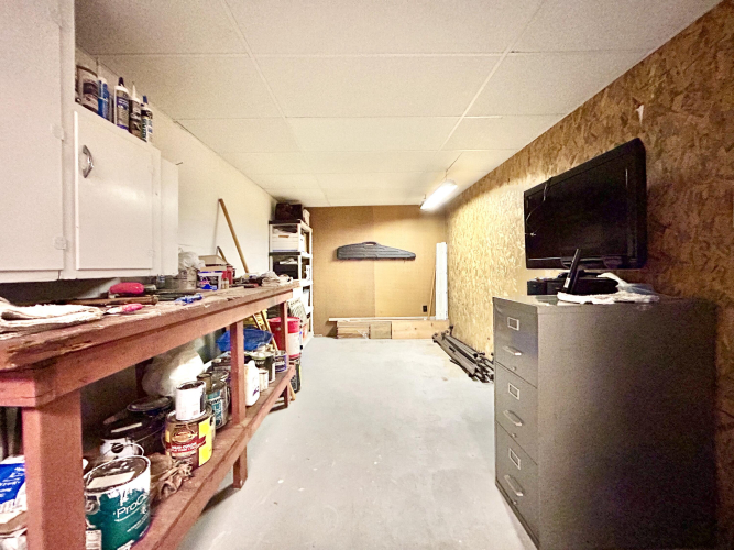 Listing Image 76