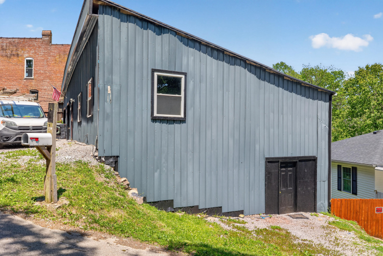 Listing Image 33