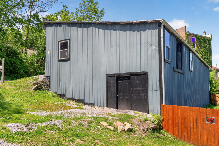 Listing Image 34