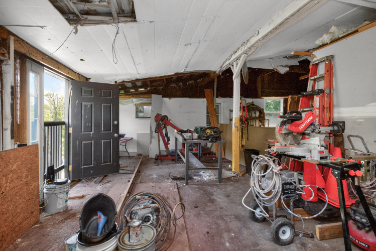 Listing Image 38