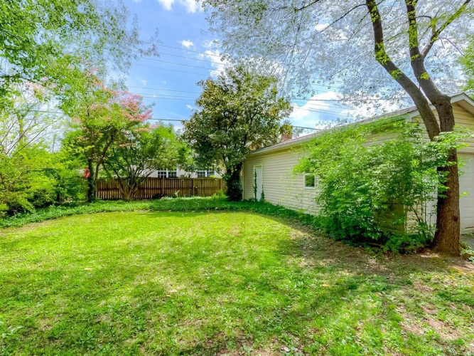Listing Image 14