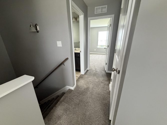 Listing Image 41