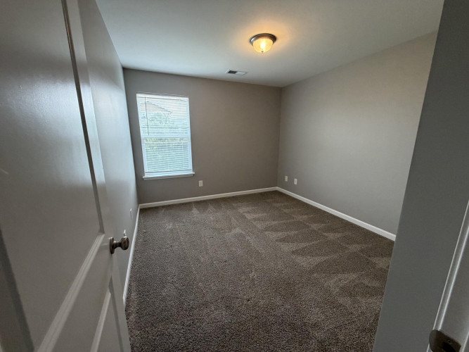 Listing Image 54