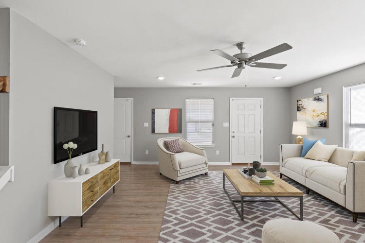 Listing Image 12