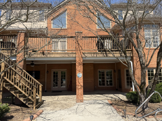 Listing Image 130