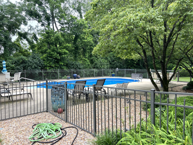 Listing Image 64