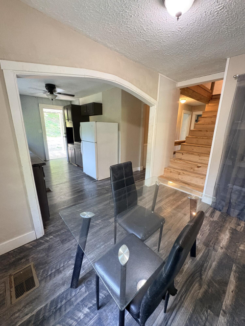 Listing Image 53