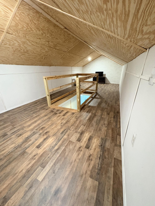 Listing Image 75