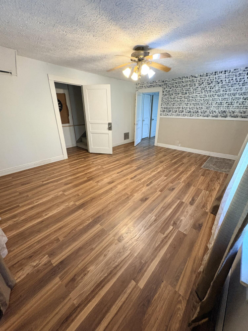Listing Image 85