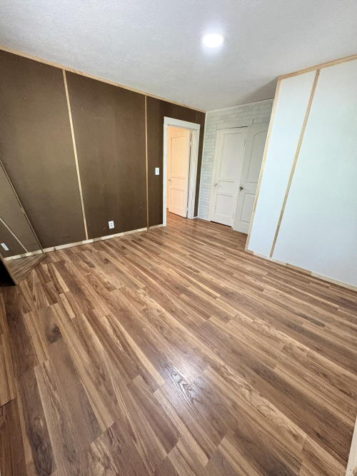 Listing Image 90