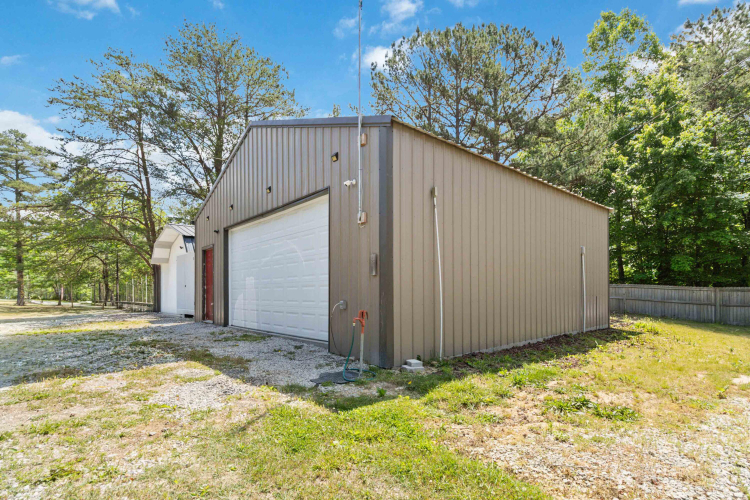 Listing Image 40