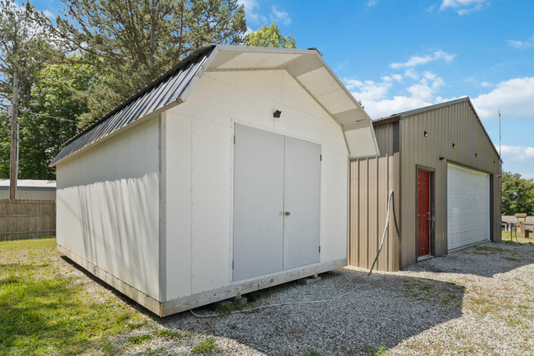 Listing Image 41