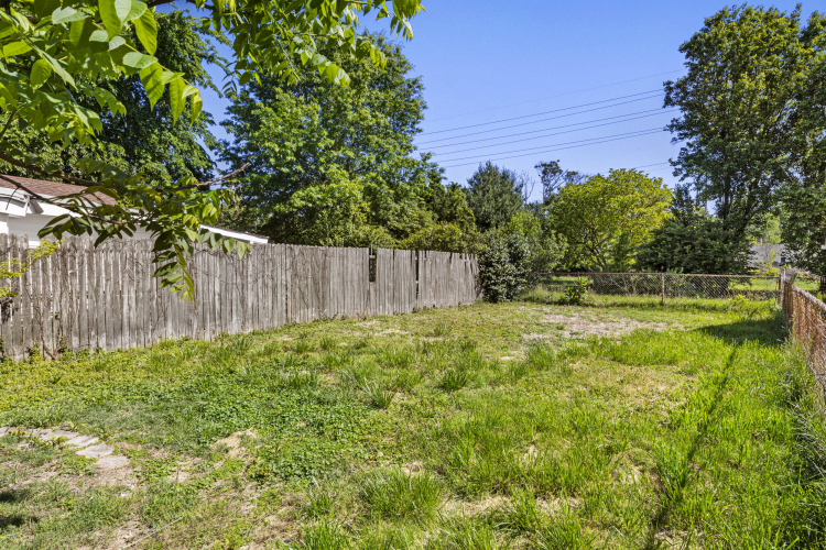 Listing Image 21