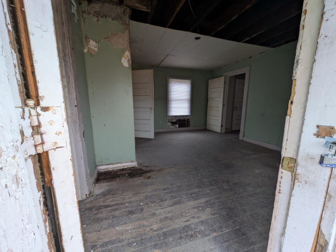 Listing Image 38