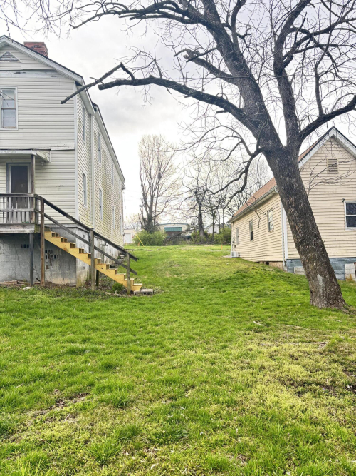 Listing Image 74
