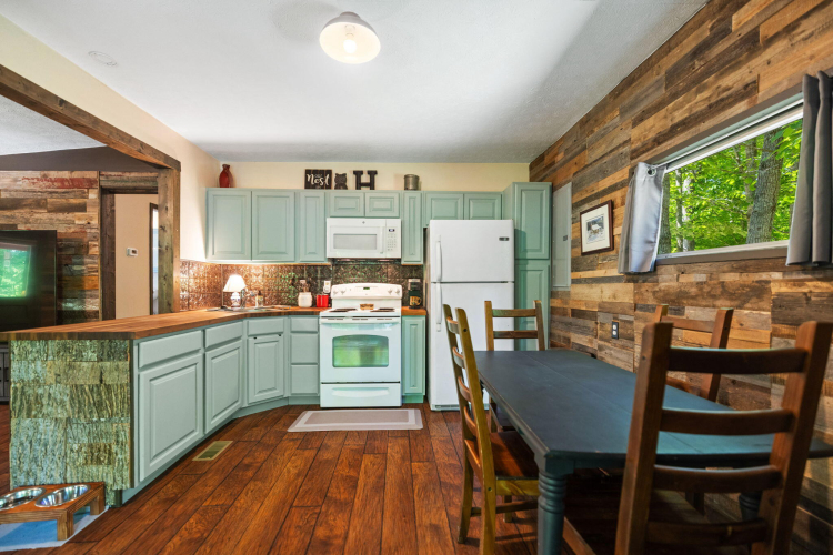 Listing Image 28