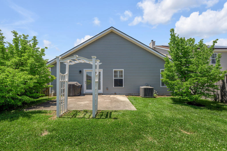 Listing Image 32