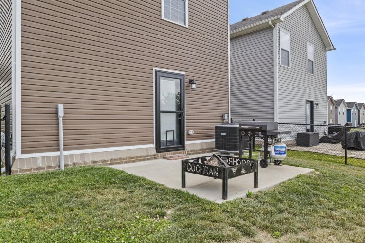 Listing Image 27