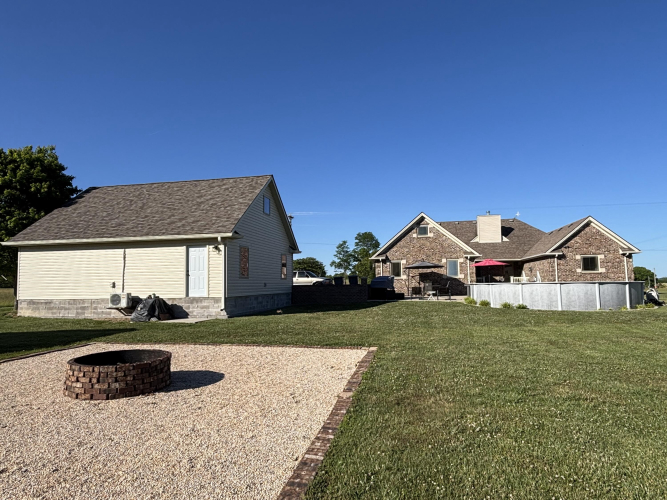 Listing Image 41