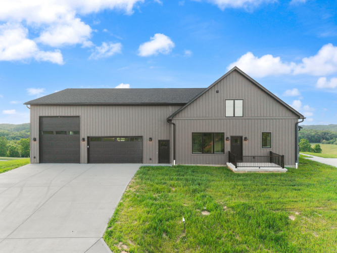 Listing Image 60