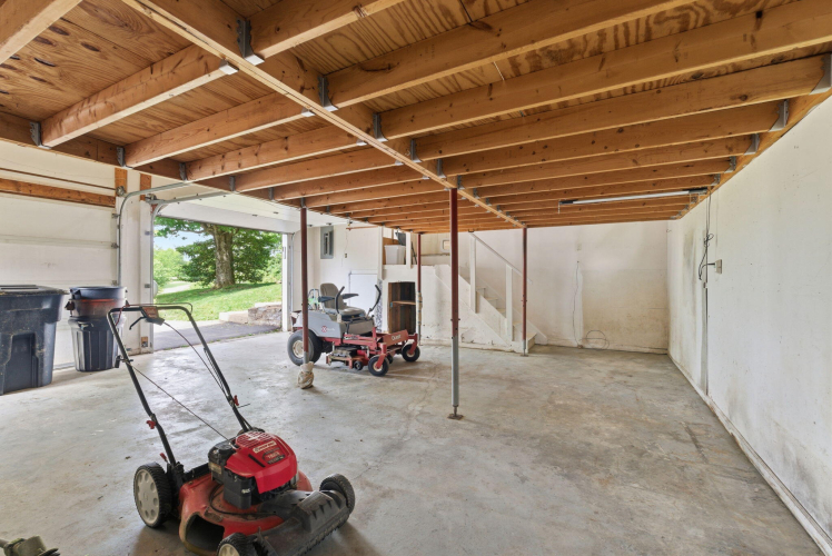 Listing Image 34
