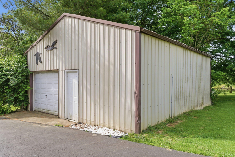 Listing Image 36