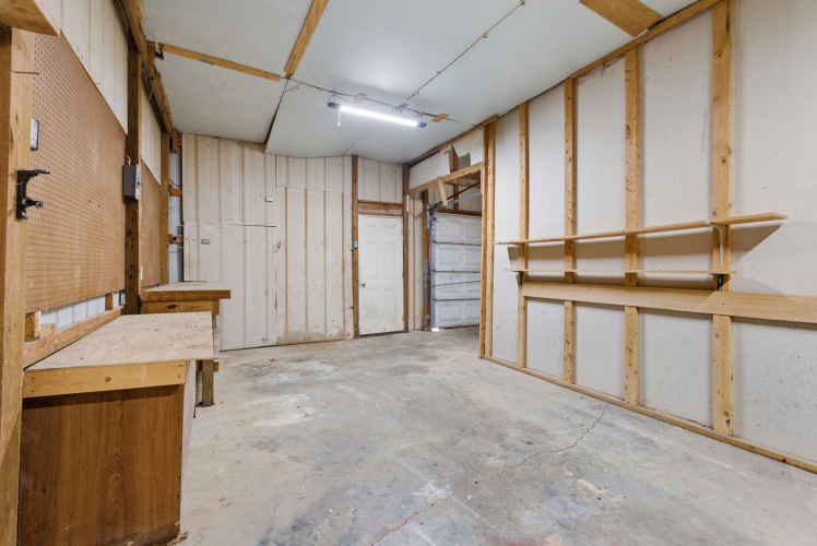 Listing Image 37