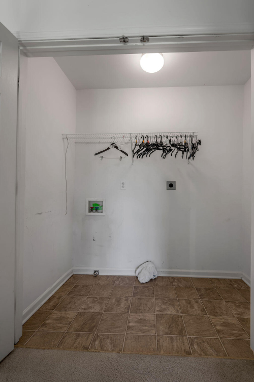 Listing Image 45