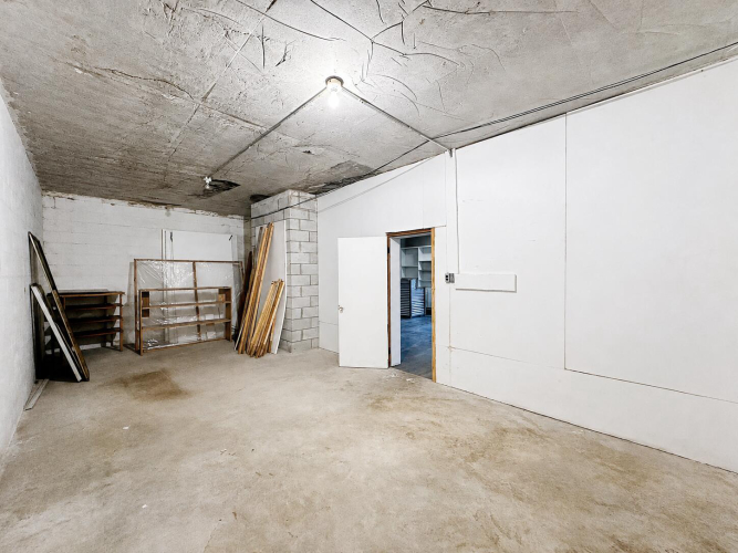 Listing Image 34