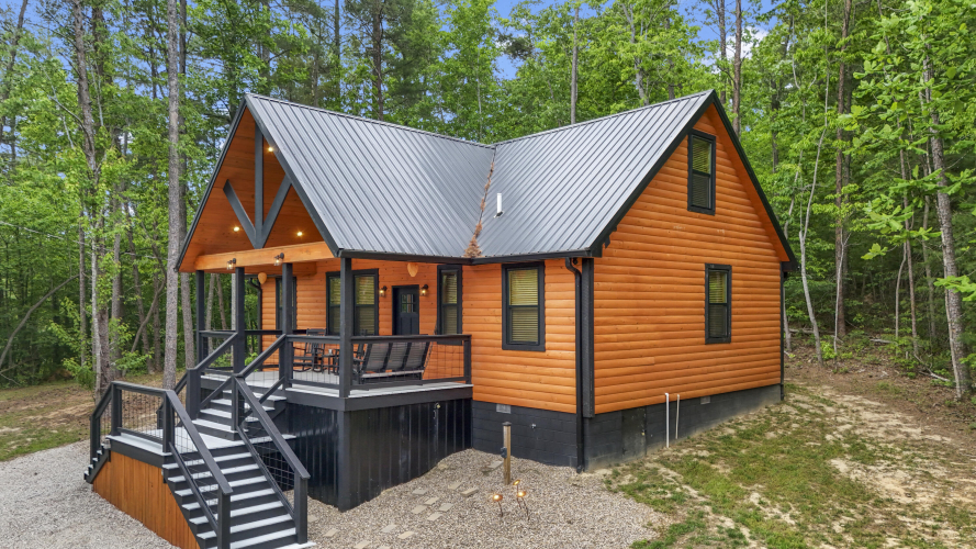 Listing Image 4