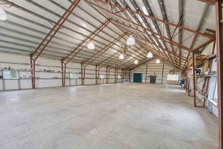 Listing Image 107