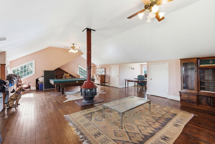 Listing Image 58