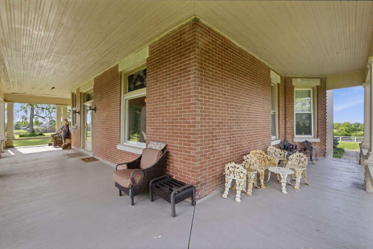 Listing Image 89