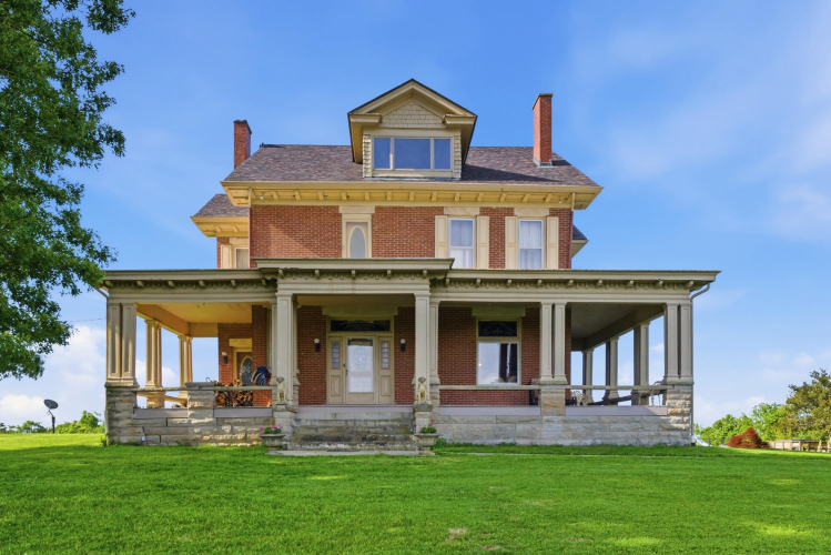 Listing Image 10