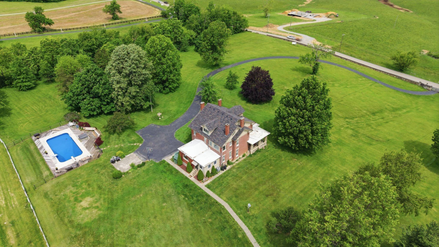 Listing Image 96