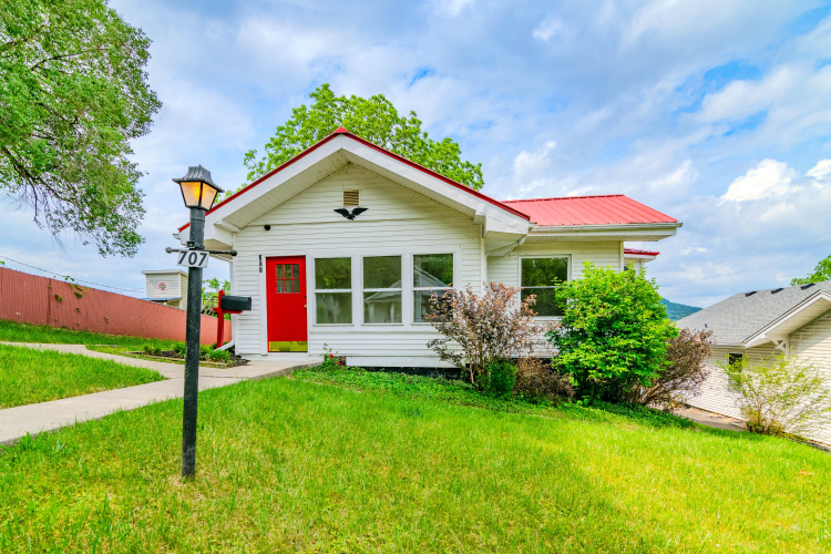 Listing Image 54