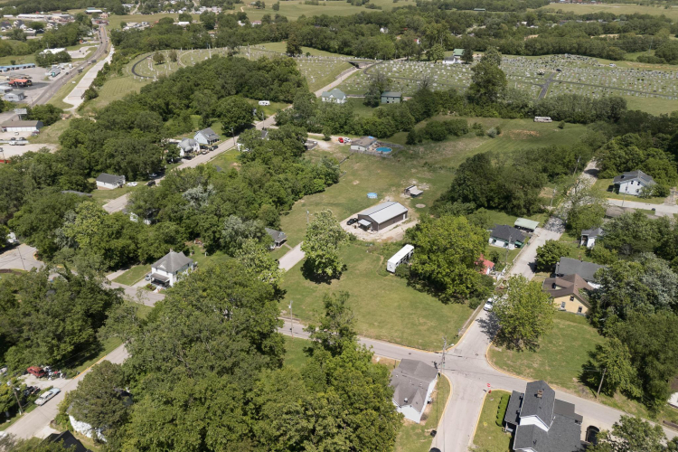 Listing Image 3