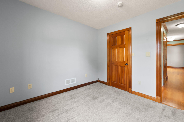 Listing Image 36