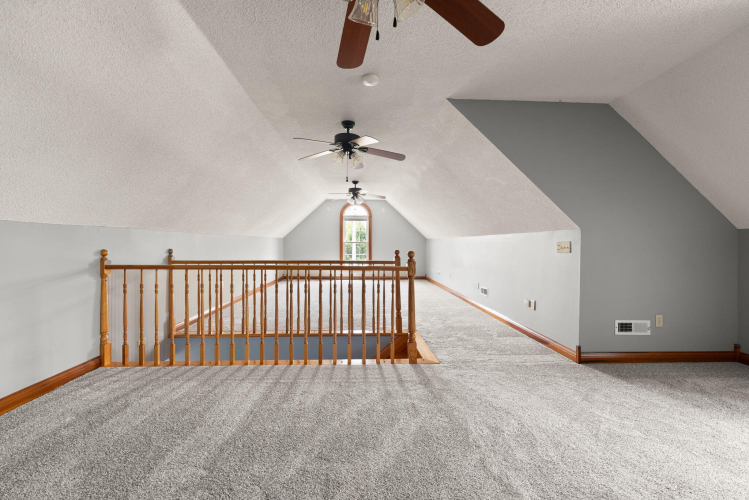 Listing Image 52