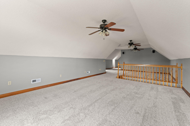 Listing Image 53