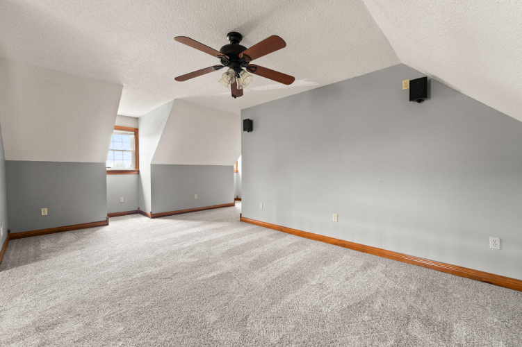 Listing Image 56