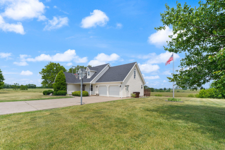 Listing Image 68
