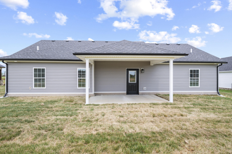 Listing Image 4